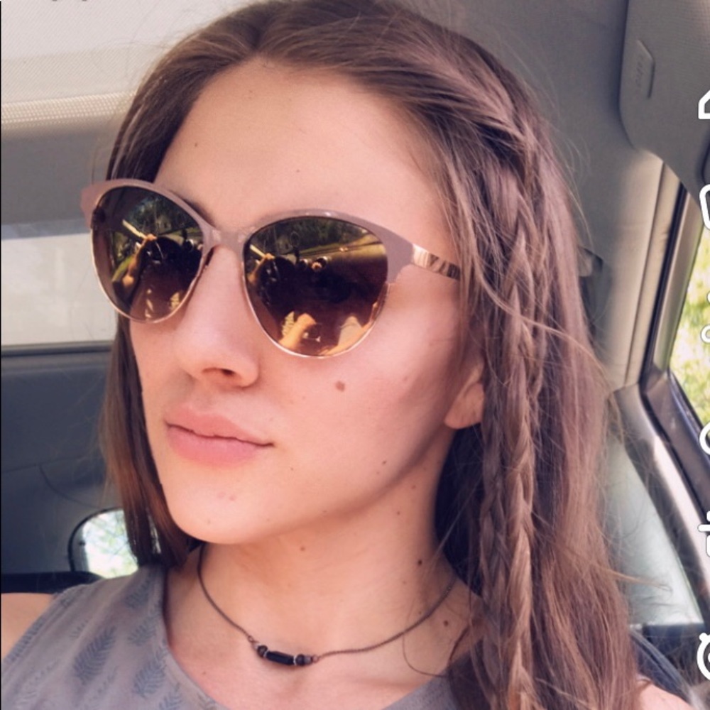 Meet your Posher, Katie